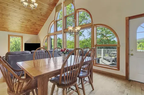 288 Cedar Lane Peru VT 05152