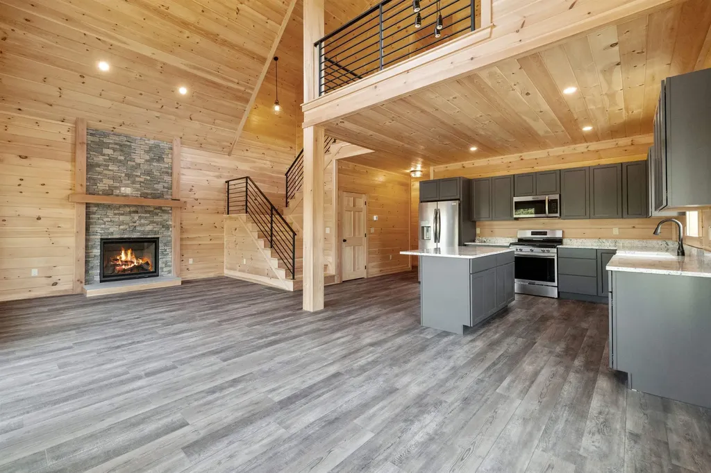 47 Melina's Way Thornton NH 03285