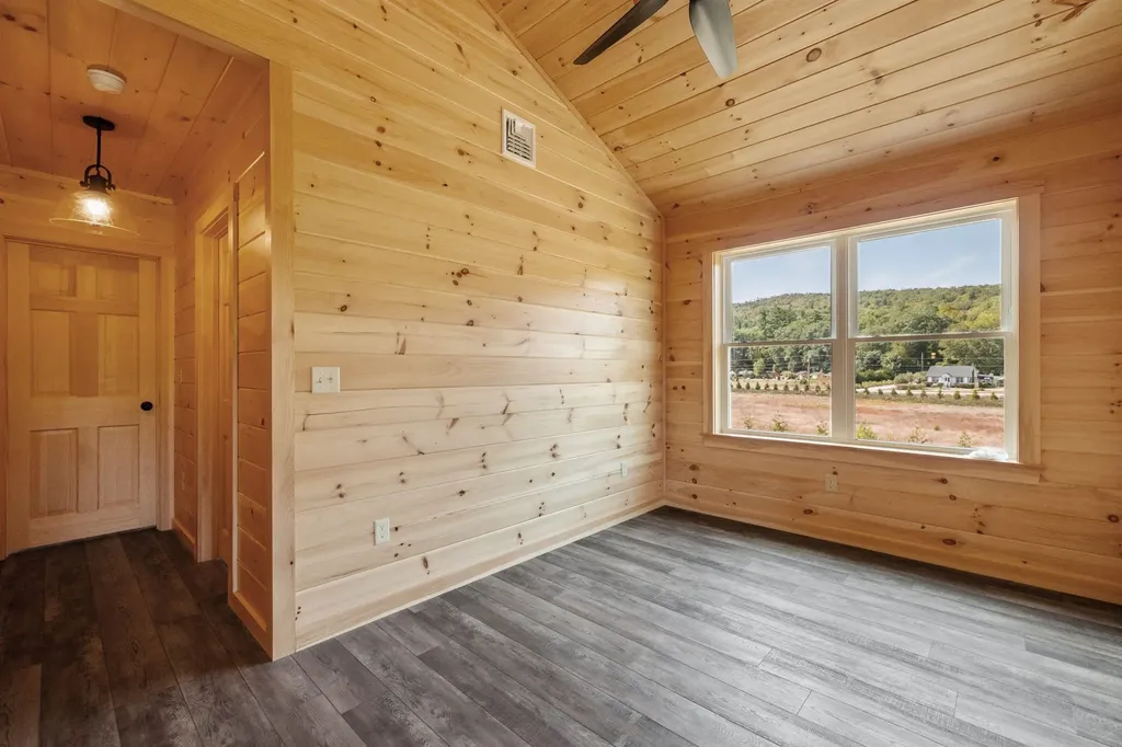 47 Melina's Way Thornton NH 03285