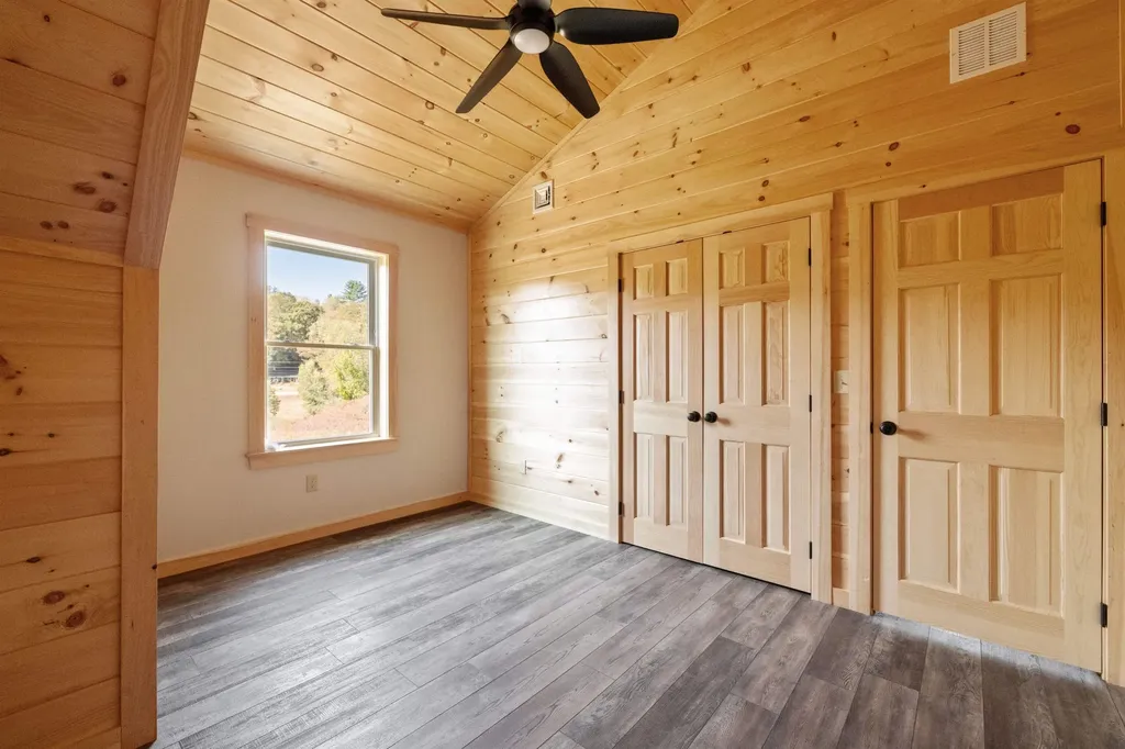 47 Melina's Way Thornton NH 03285