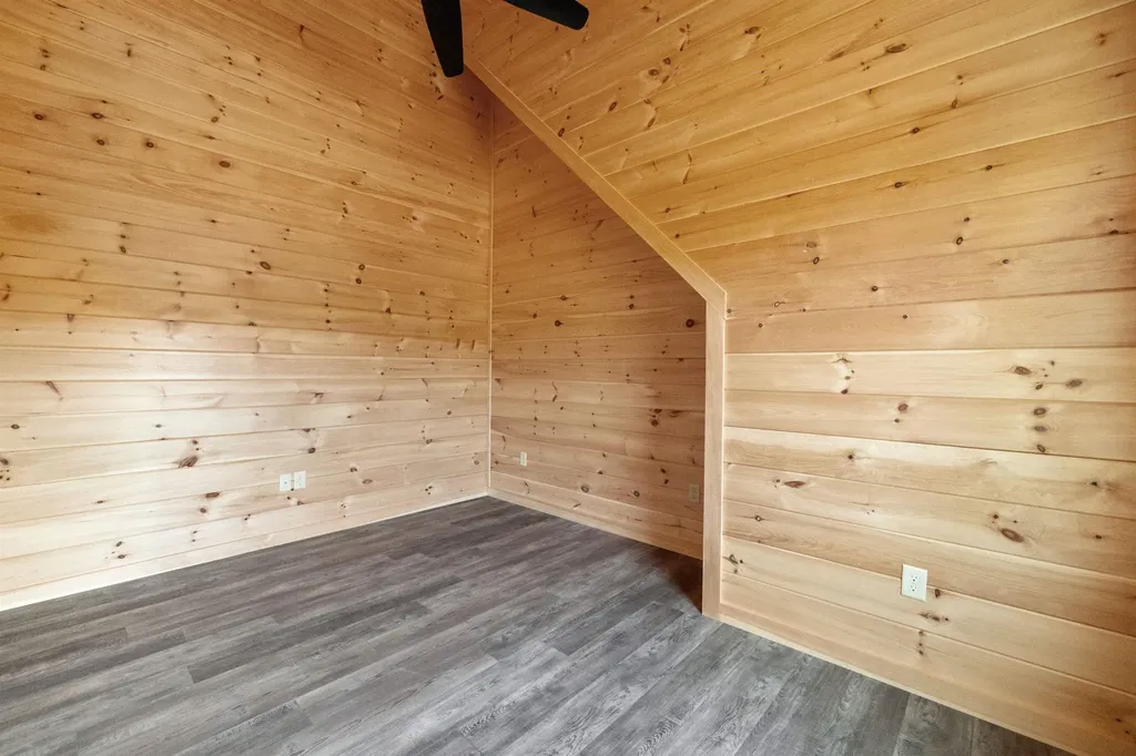 47 Melina's Way Thornton NH 03285