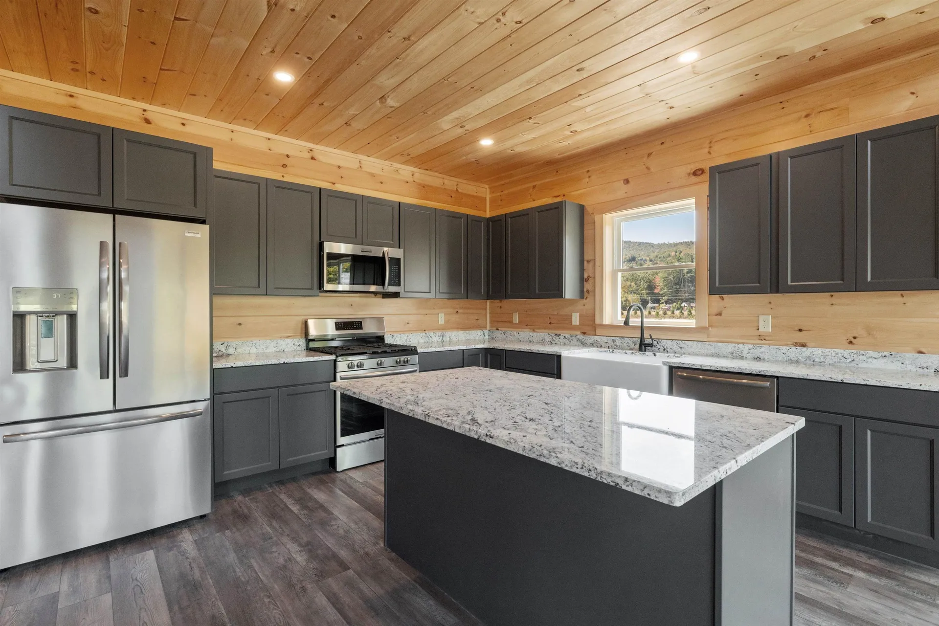 47 Melina's Way Thornton NH 03285