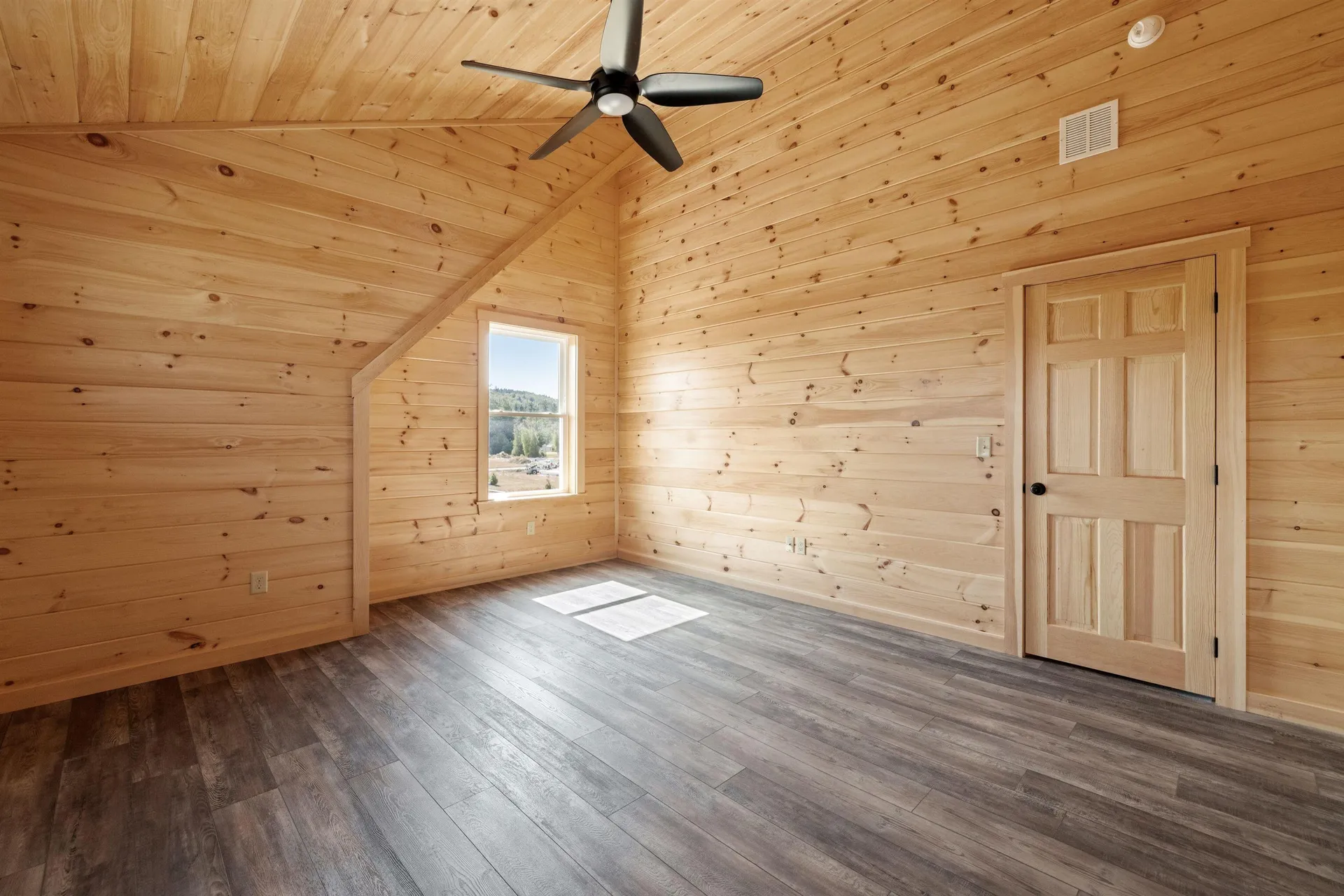 47 Melina's Way Thornton NH 03285