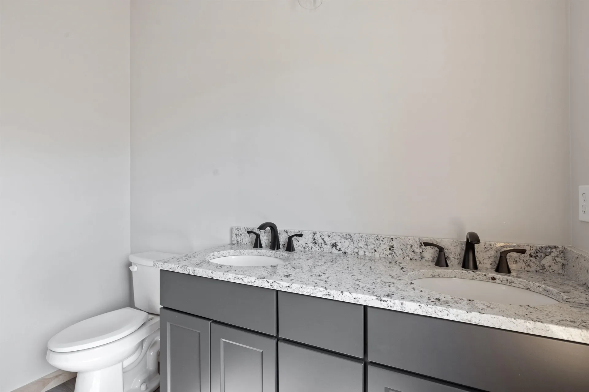 47 Melina's Way Thornton NH 03285