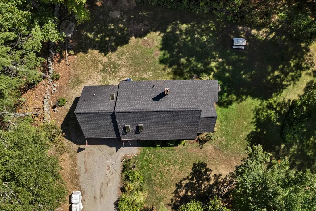 441 W Lake Road Fitzwilliam NH 03447