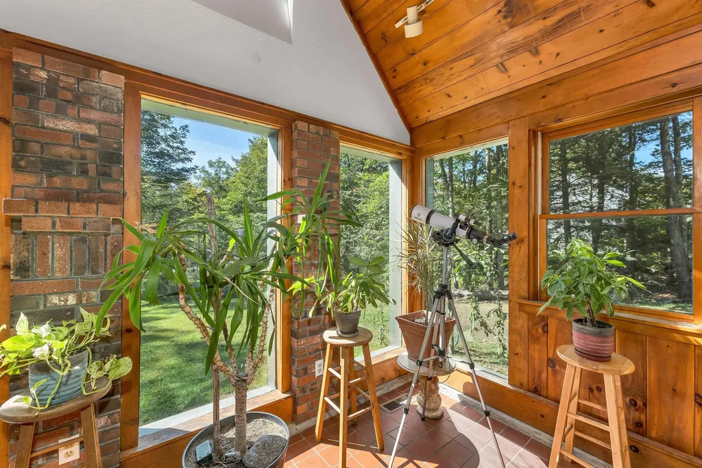 441 W Lake Road Fitzwilliam NH 03447