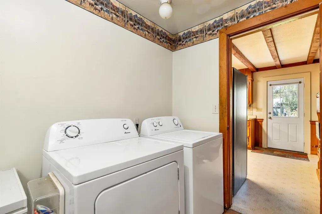 441 W Lake Road Fitzwilliam NH 03447