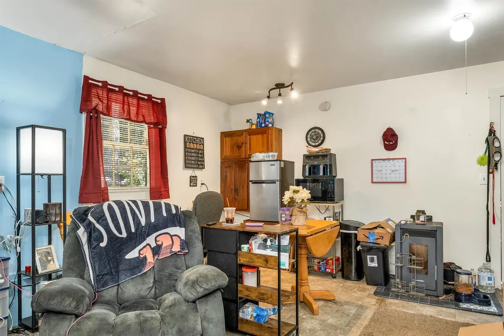 441 W Lake Road Fitzwilliam NH 03447