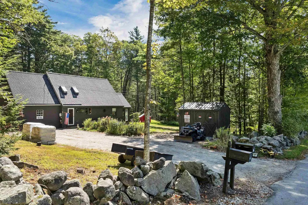 441 W Lake Road Fitzwilliam NH 03447