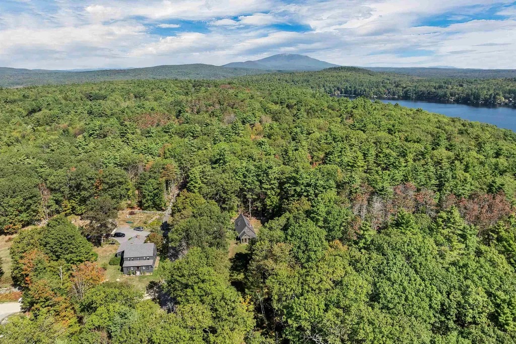 441 W Lake Road Fitzwilliam NH 03447