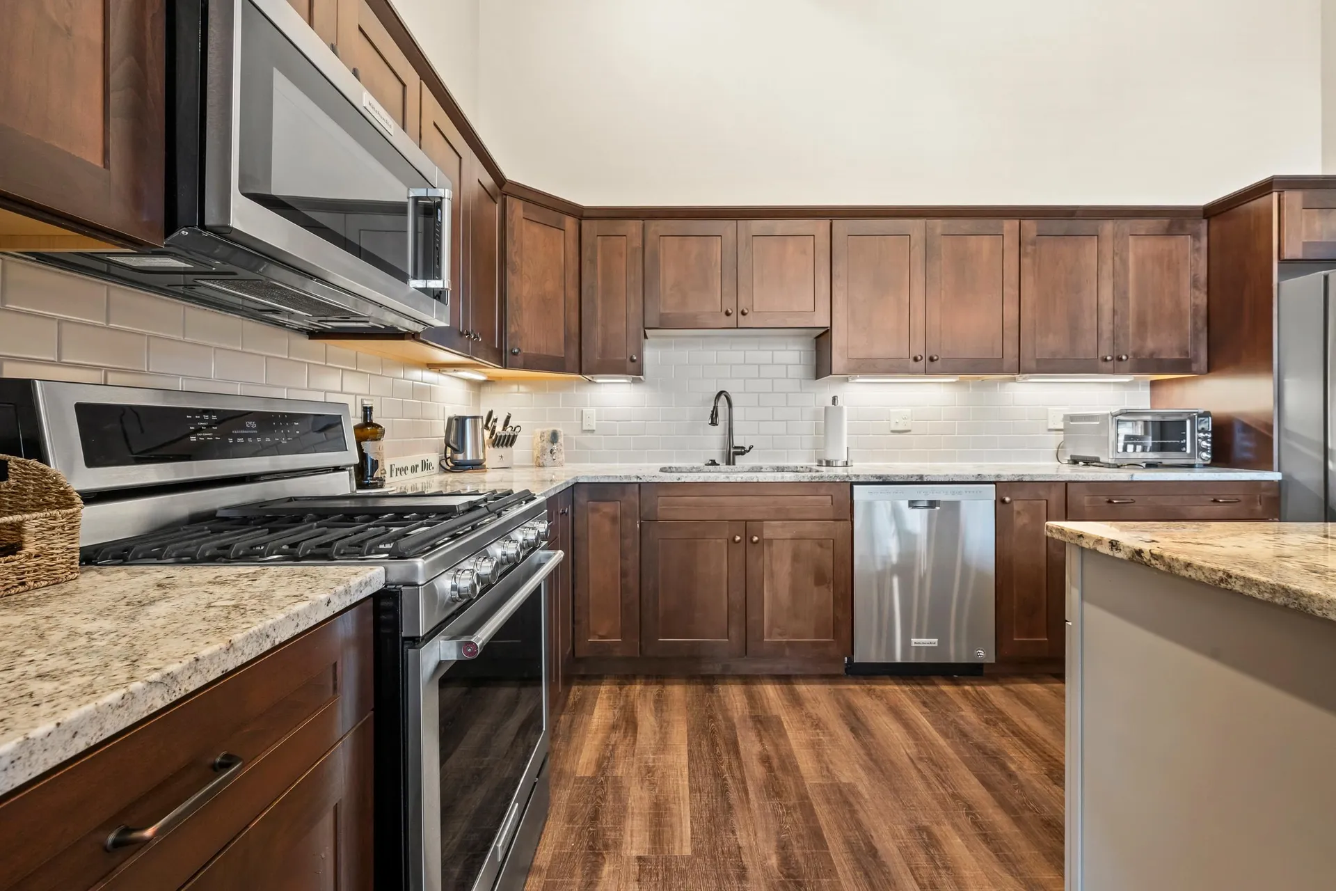 235 Skimobile Road Conway NH 03860