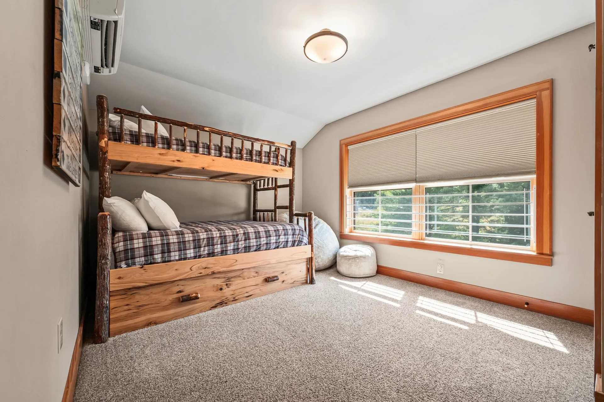 235 Skimobile Road Conway NH 03860