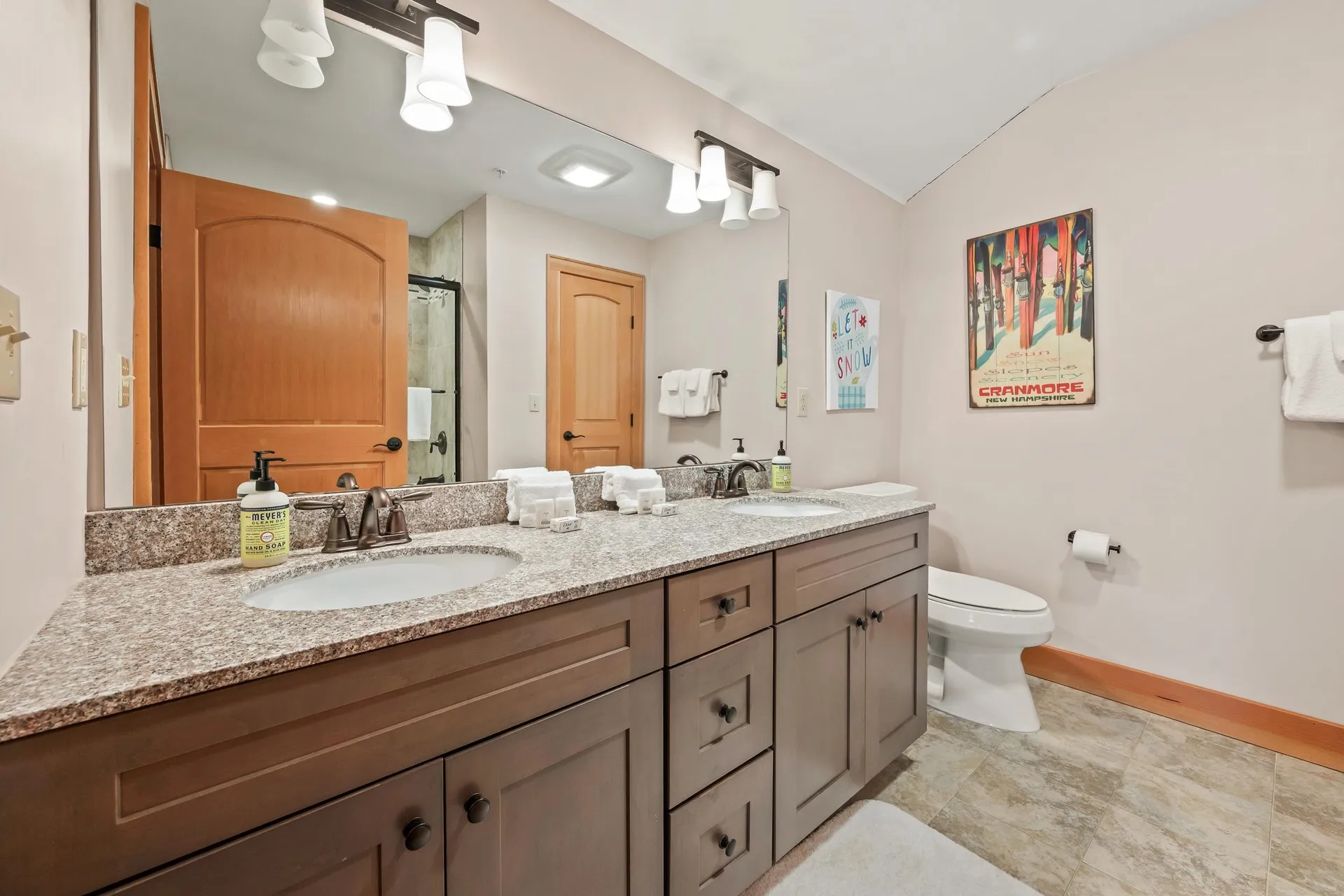 235 Skimobile Road Conway NH 03860