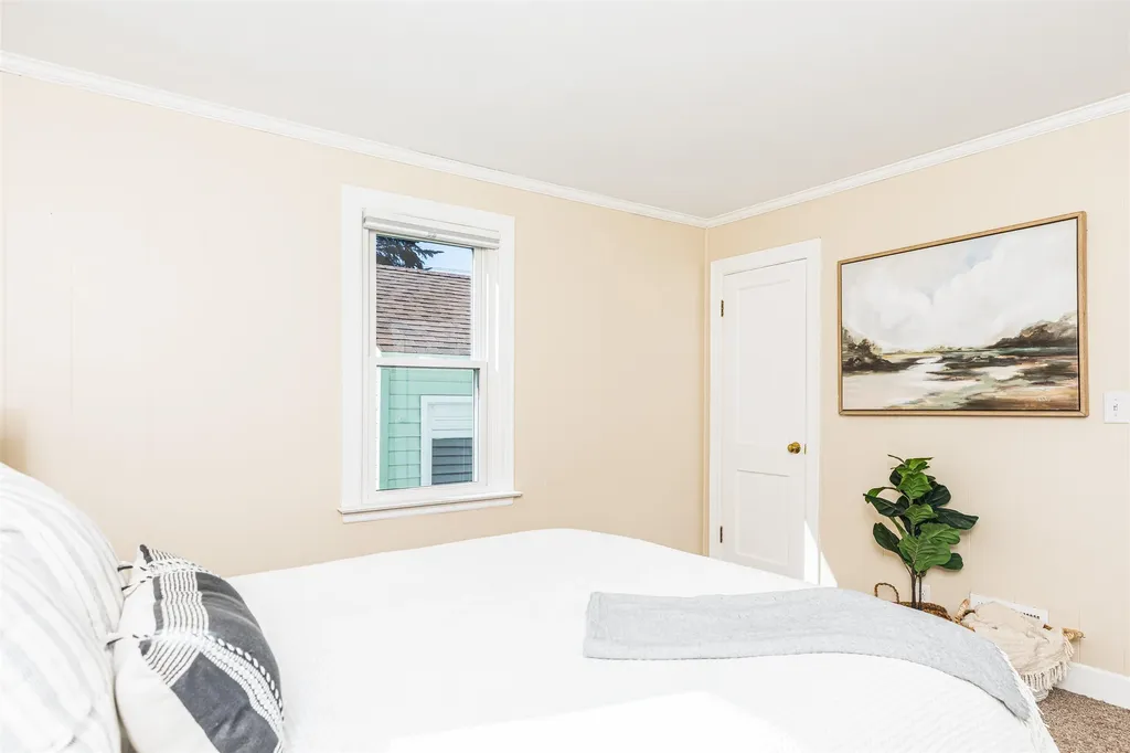 171 Echo Avenue Portsmouth NH 03801