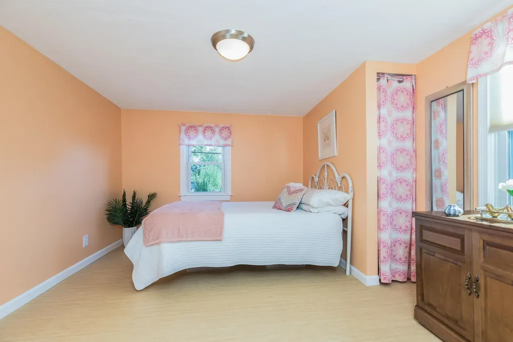 171 Echo Avenue Portsmouth NH 03801