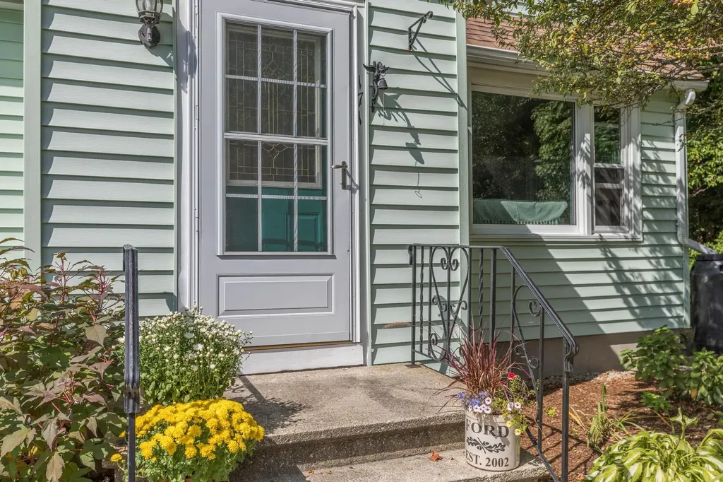 171 Echo Avenue Portsmouth NH 03801