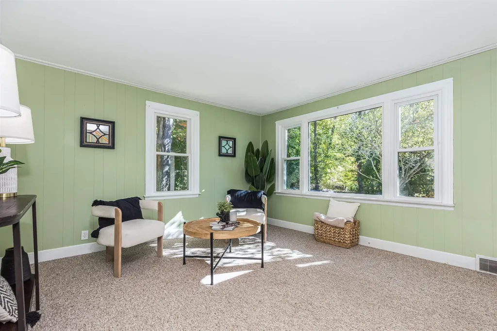 171 Echo Avenue Portsmouth NH 03801