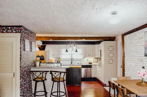 142 Nh Route 25 Meredith NH 03253