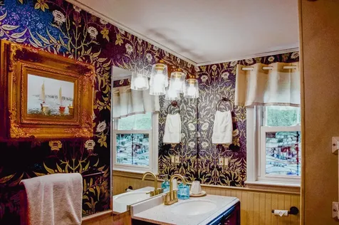 142 Nh Route 25 Meredith NH 03253