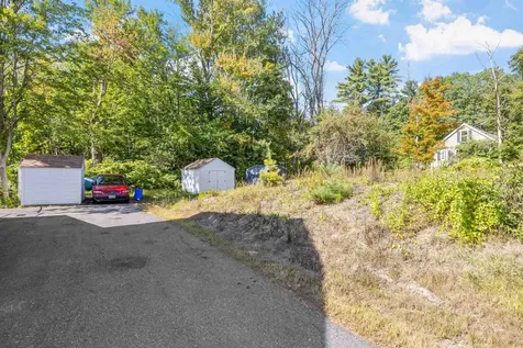 142 Nh Route 25 Meredith NH 03253