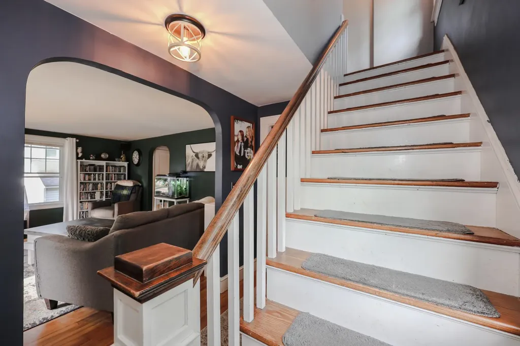 22 Crawford Street Manchester NH 03109