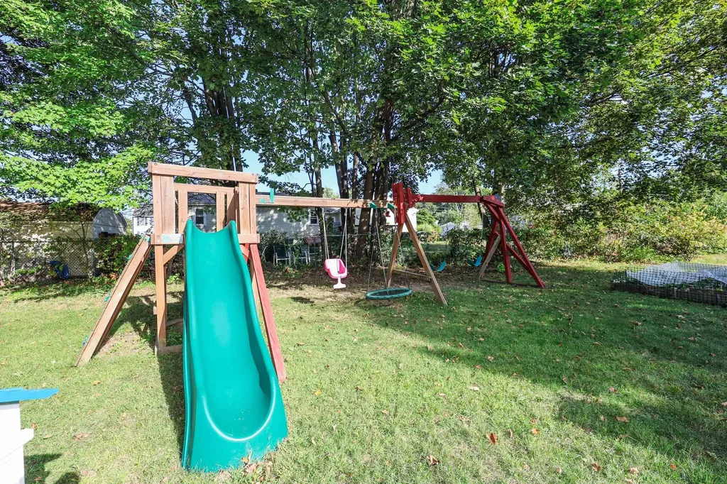 22 Crawford Street Manchester NH 03109