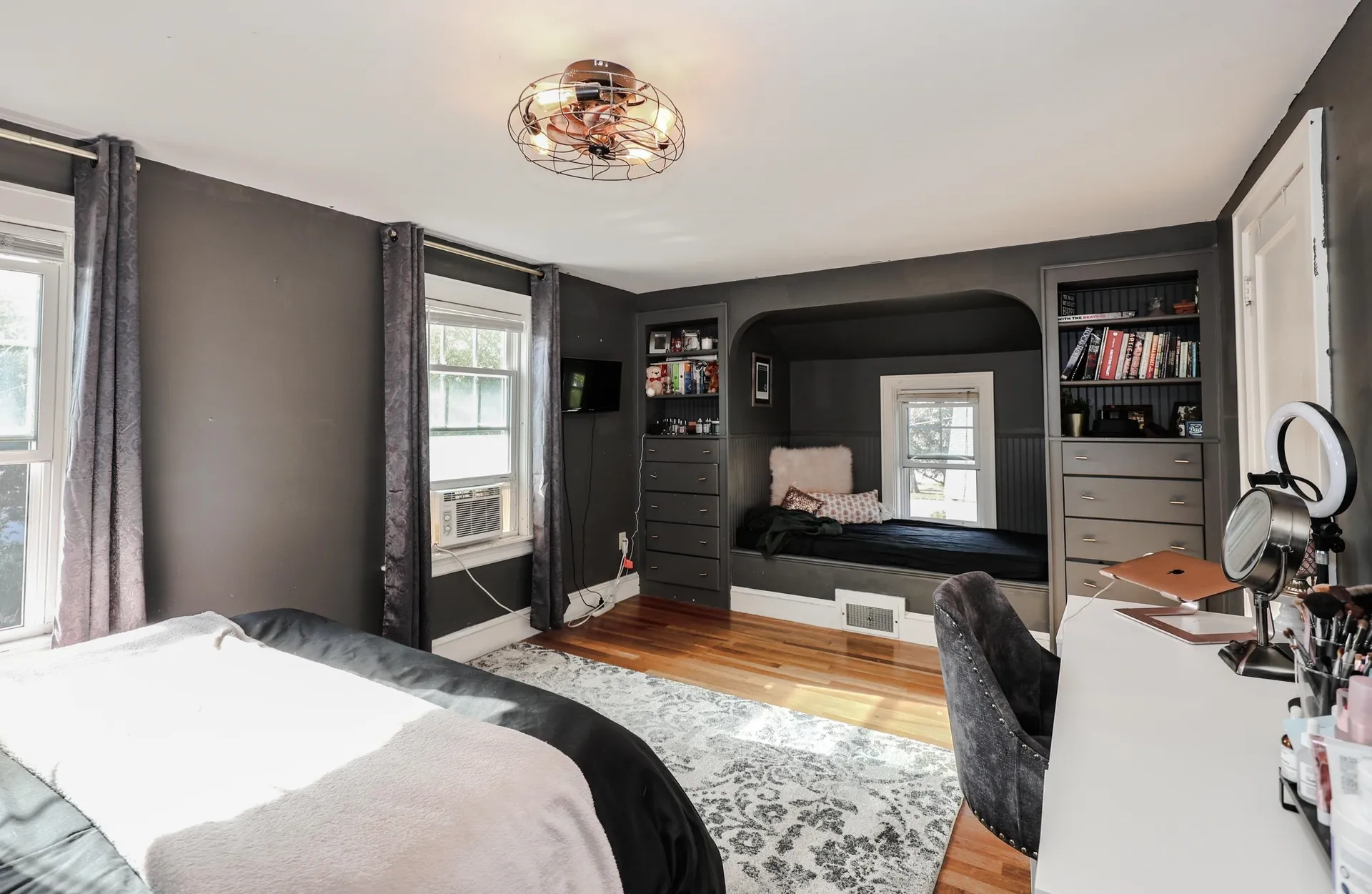 22 Crawford Street Manchester NH 03109