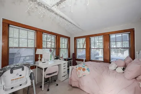 22 Crawford Street Manchester NH 03109