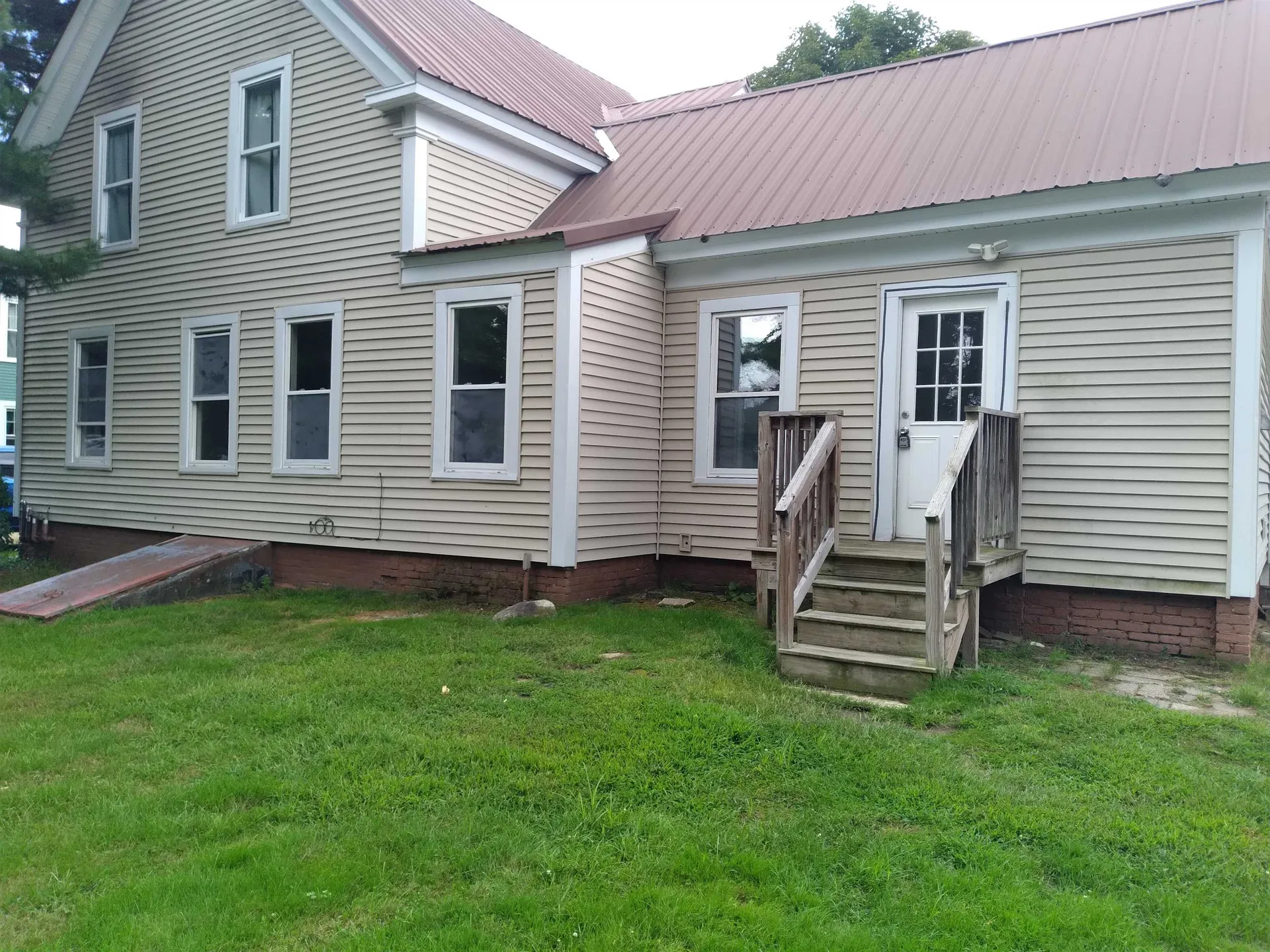 48 Spring Street Swanzey NH 03446