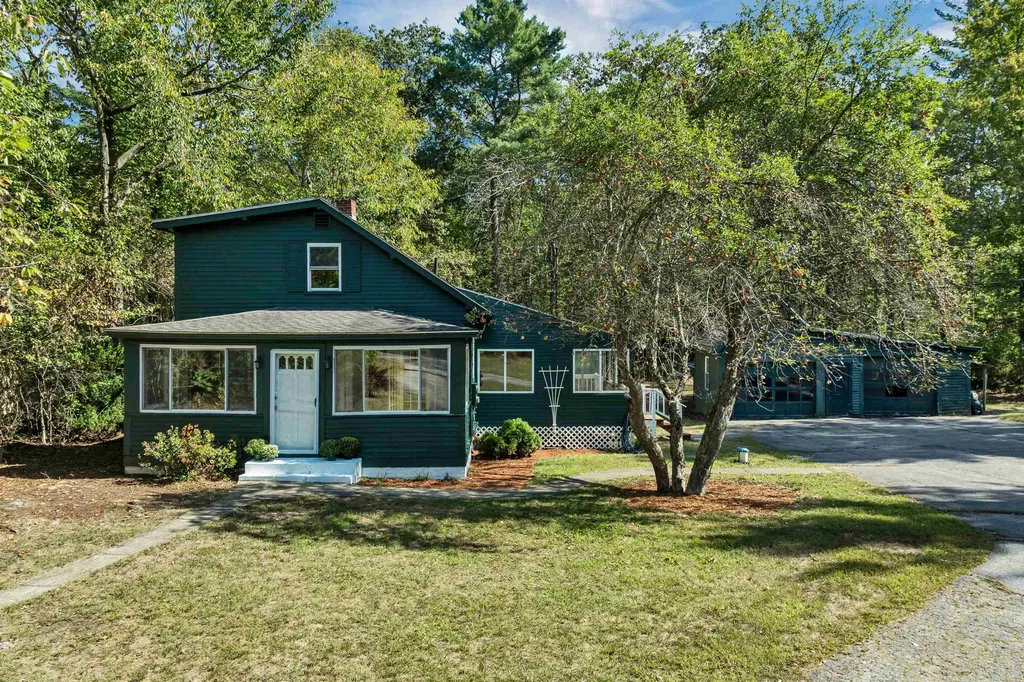 60 East Dunbarton Road Goffstown NH 03045