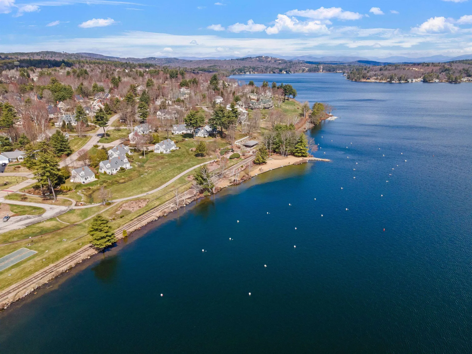 11 Lantern Circle Laconia NH 03246