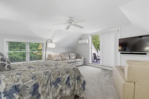 11 Lantern Circle Laconia NH 03246