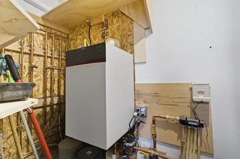 11 Lantern Circle Laconia NH 03246