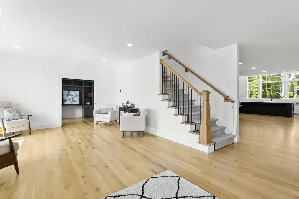 10 Hobart Lane Hollis NH 03049