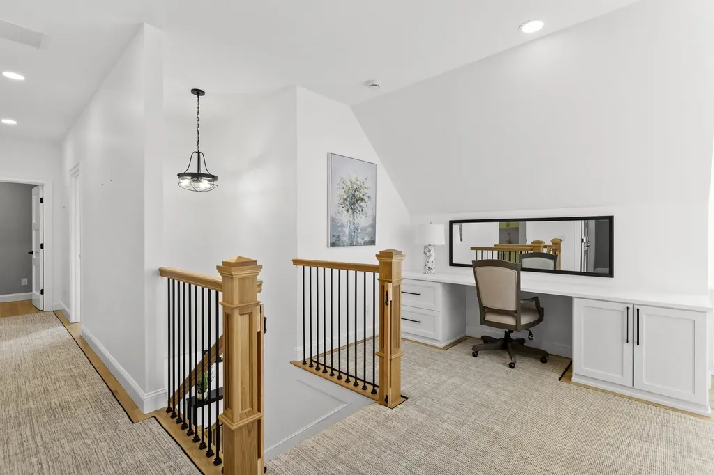 10 Hobart Lane Hollis NH 03049