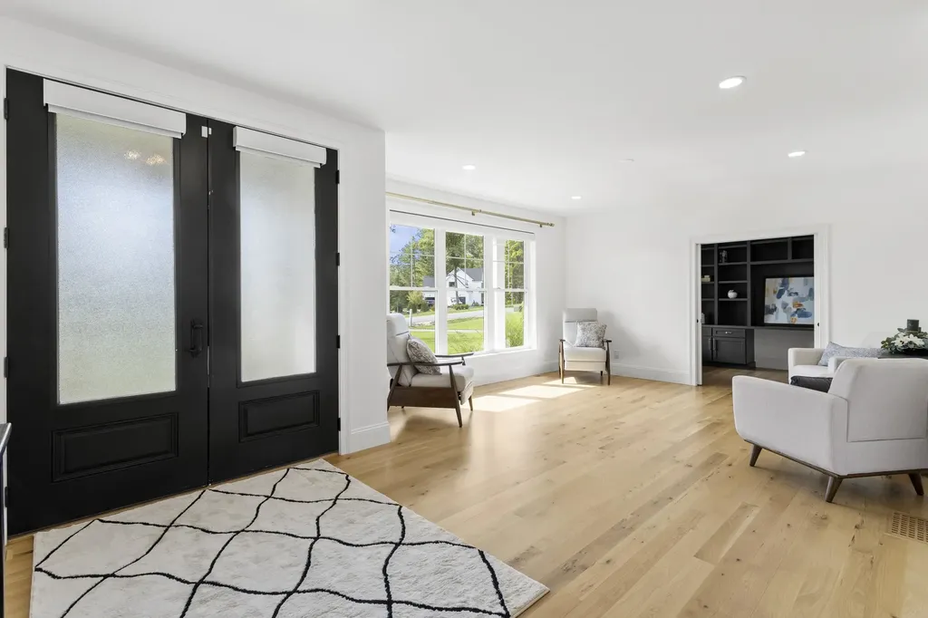 10 Hobart Lane Hollis NH 03049