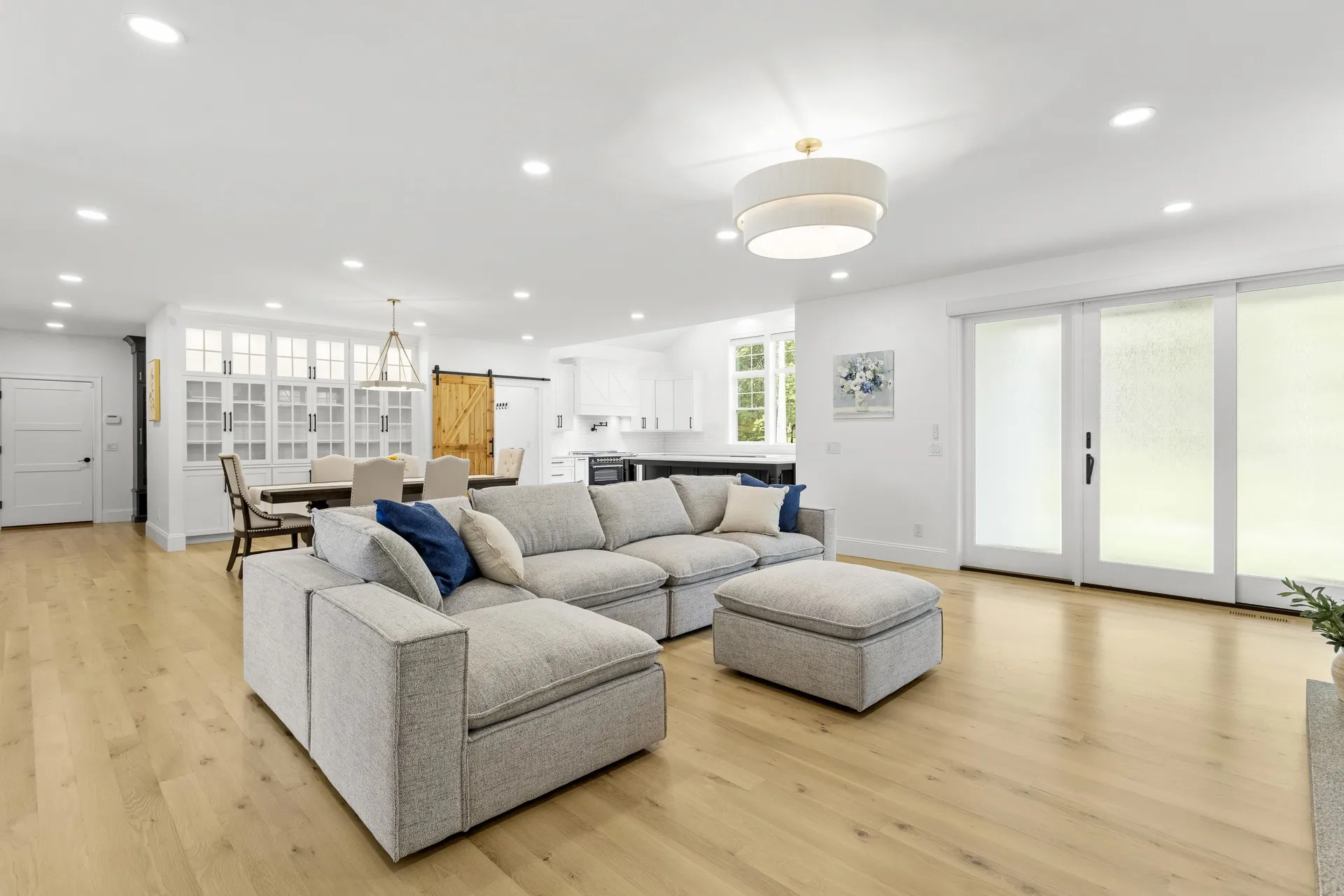 10 Hobart Lane Hollis NH 03049