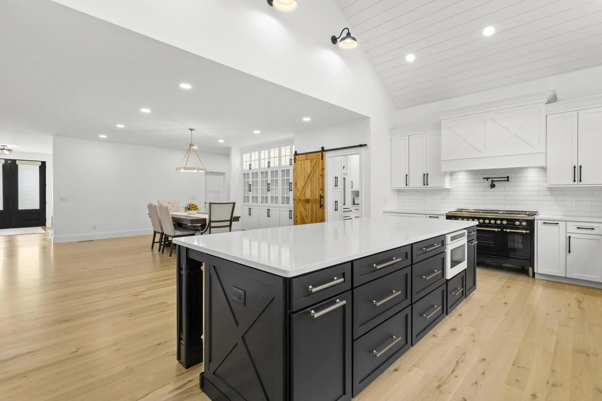 10 Hobart Lane Hollis NH 03049