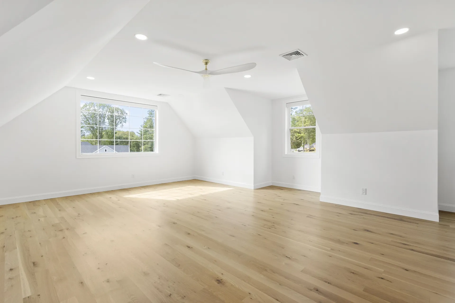 10 Hobart Lane Hollis NH 03049
