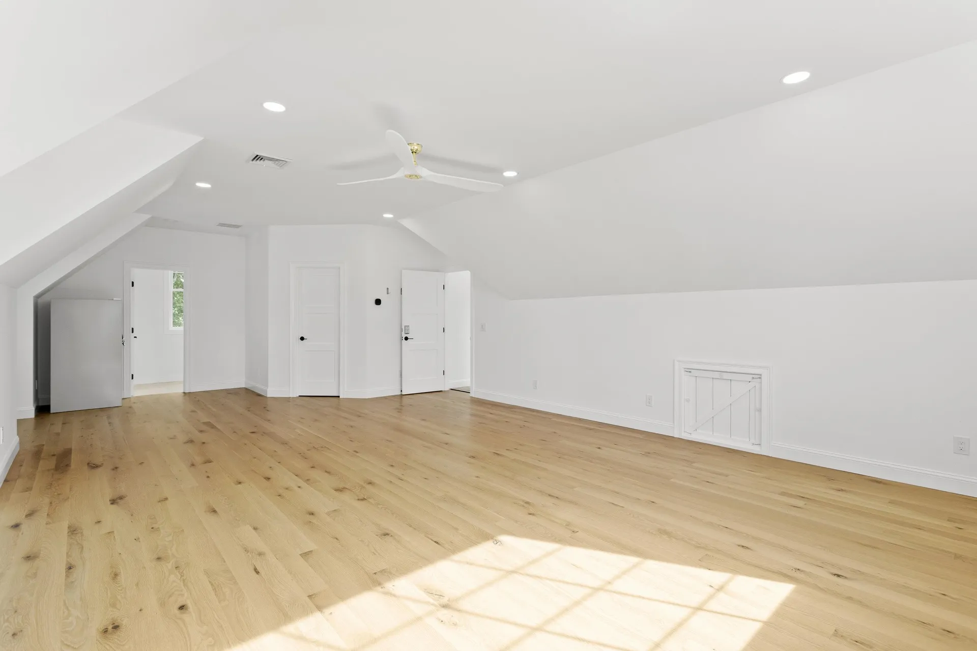 10 Hobart Lane Hollis NH 03049