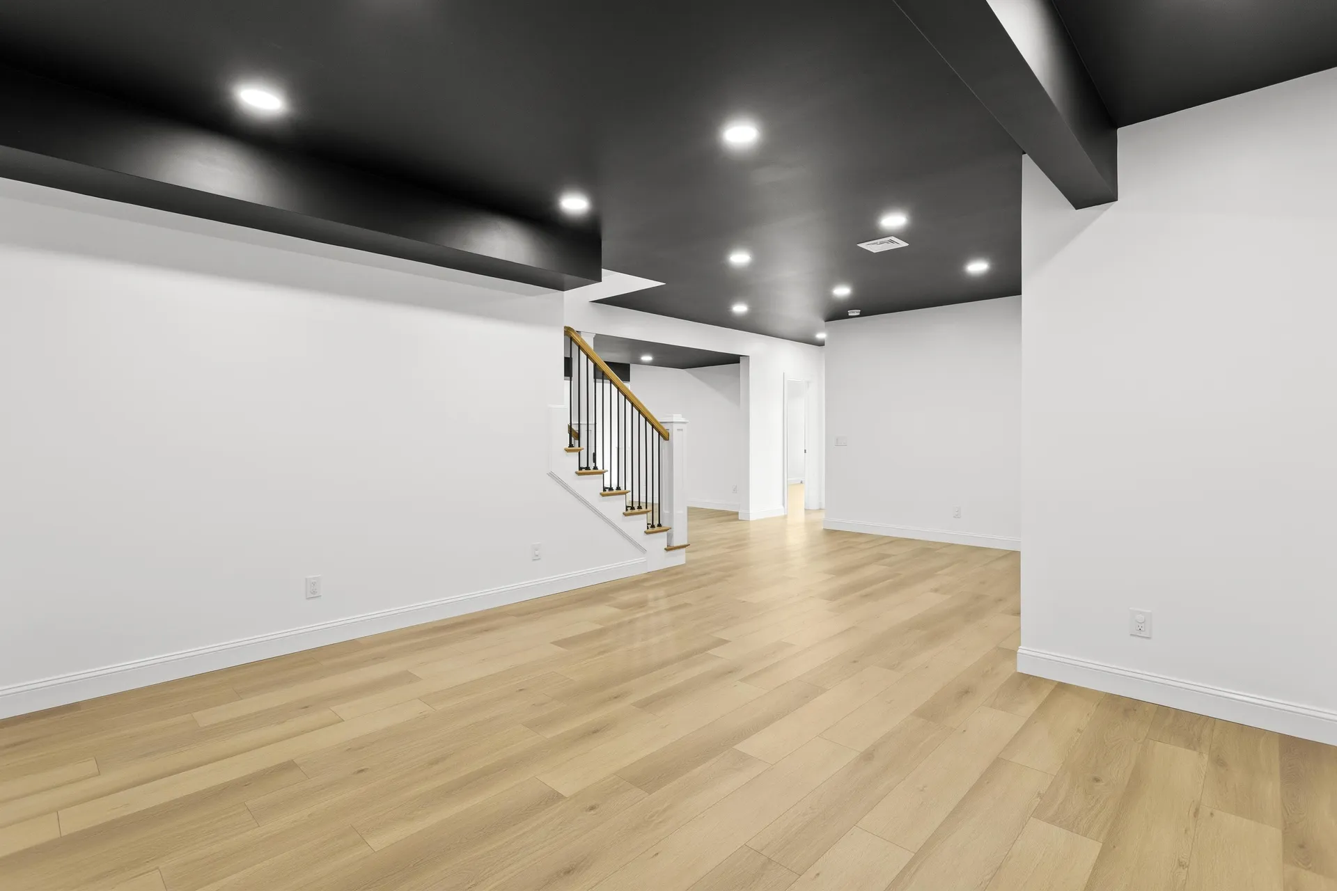 10 Hobart Lane Hollis NH 03049