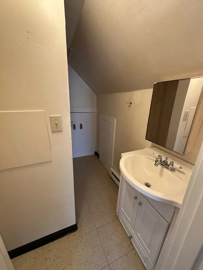 21 Nelson Street Troy NH 03465