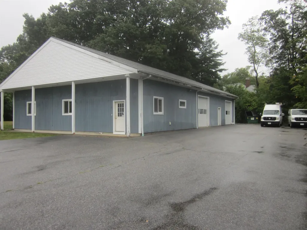 35 Riverside Lane Greenland NH 03840