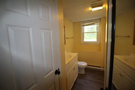 88 Franklin Street Derry NH 03038