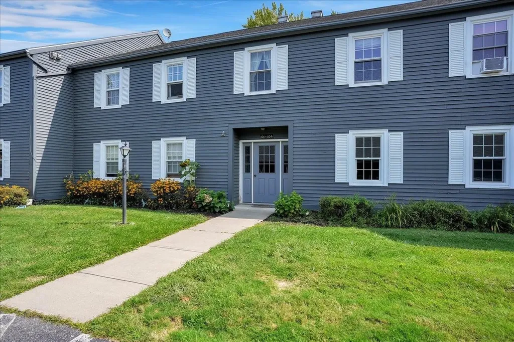 101 Twin Oaks Terrace South Burlington VT 05403