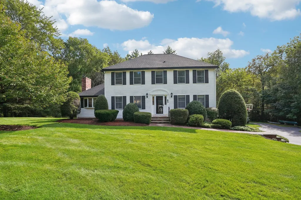 85 Farview Drive Danville NH 03819