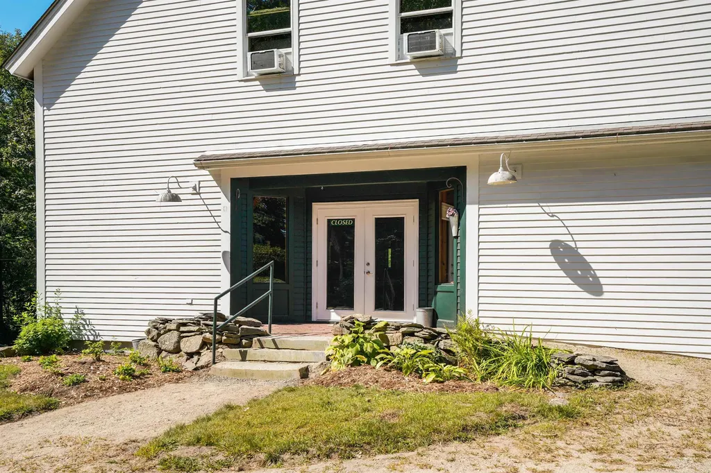 3 Elm Hill Road Peterborough NH 03458