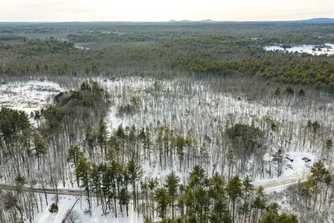 Nute Road Madbury NH 03023