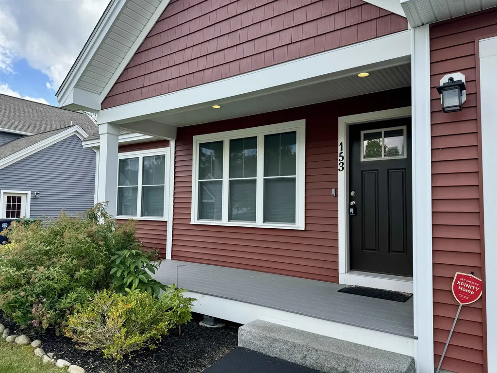 153 Shore Drive Nashua NH 03062