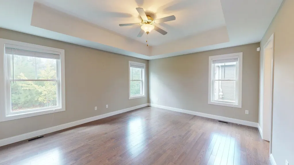 153 Shore Drive Nashua NH 03062